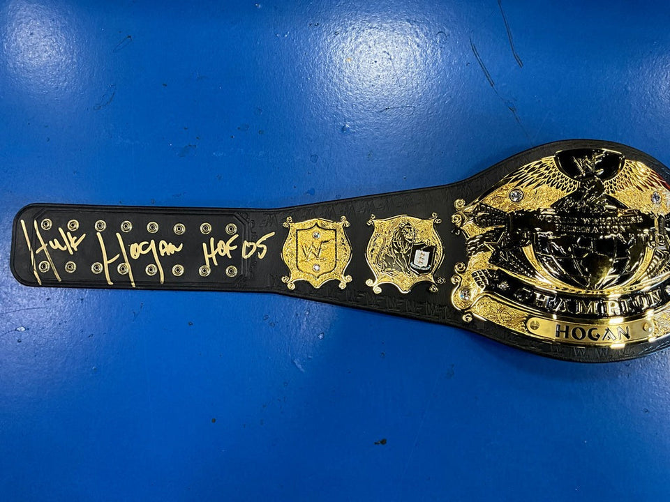 Hulk Hogan Undisputed World Heavyweight Championship Belt Replica Autographed